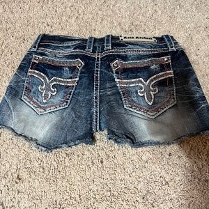 Rock revival shorts 30